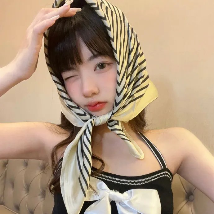 悲情红与黑